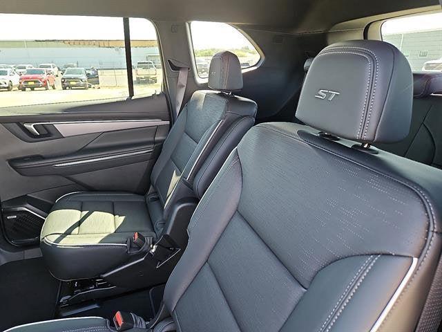 new 2025 Buick Enclave car, priced at $47,634