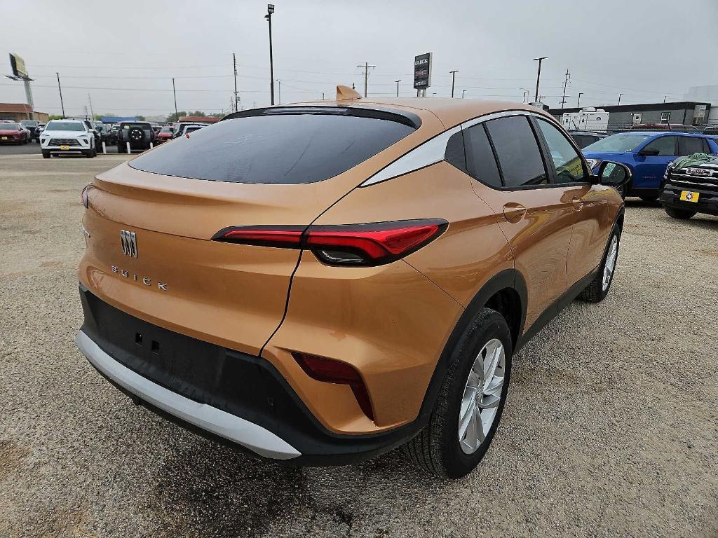 new 2025 Buick Envista car, priced at $26,584