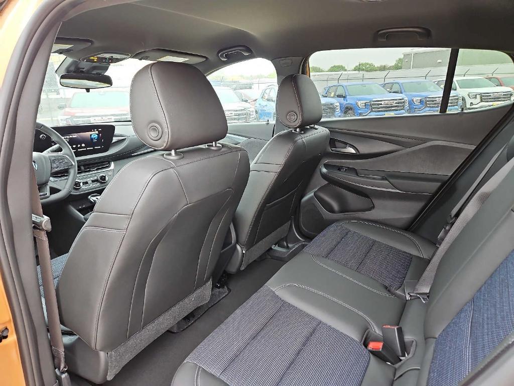 new 2025 Buick Envista car, priced at $26,584