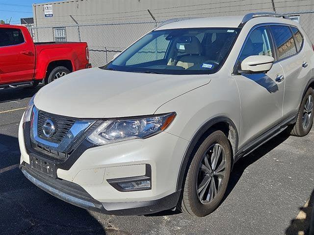 used 2017 Nissan Rogue car, priced at $17,113