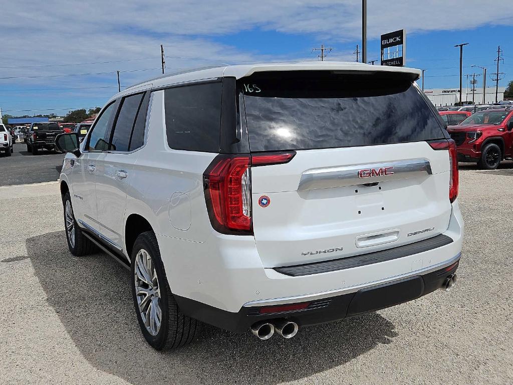 new 2024 GMC Yukon car, priced at $94,705