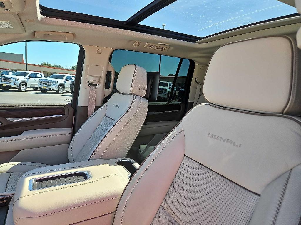 used 2023 GMC Yukon XL car, priced at $62,988