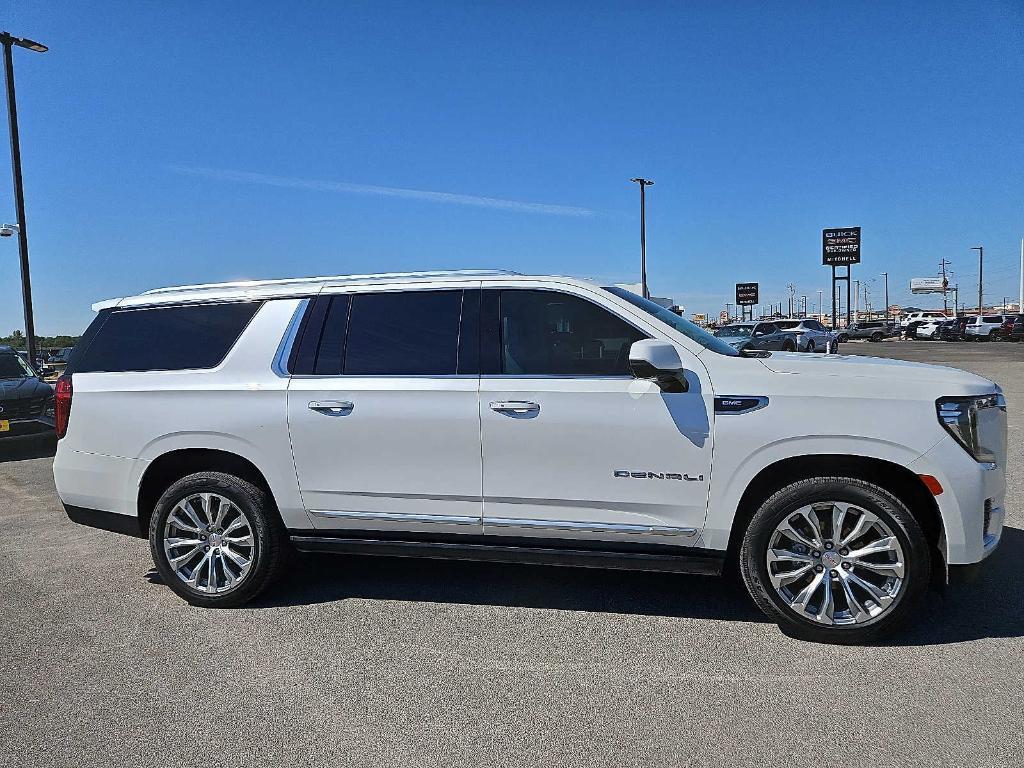used 2023 GMC Yukon XL car, priced at $62,988