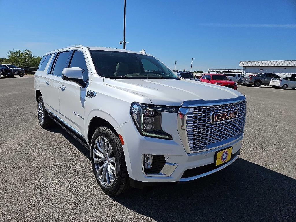 used 2023 GMC Yukon XL car, priced at $62,988