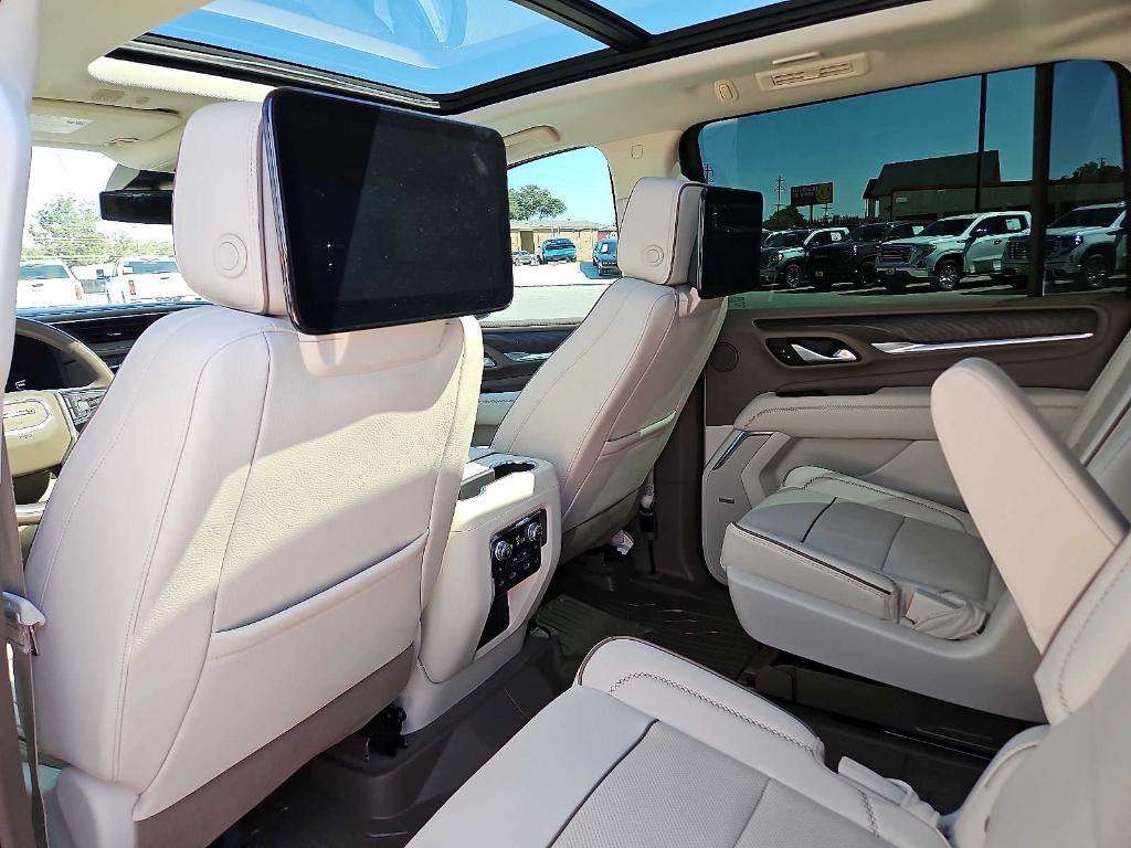 used 2023 GMC Yukon XL car, priced at $62,988