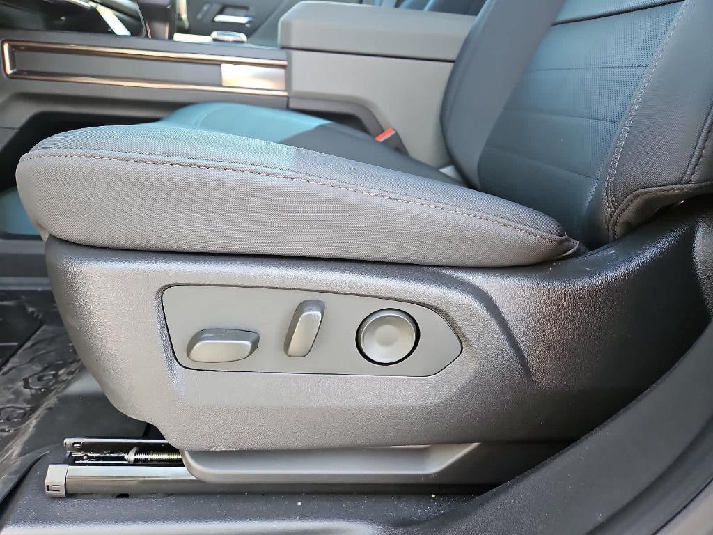 new 2024 GMC HUMMER EV SUV car, priced at $97,525