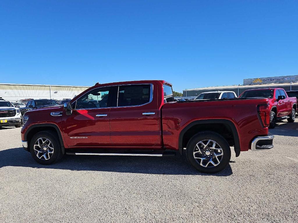 new 2025 GMC Sierra 1500 car, priced at $53,045