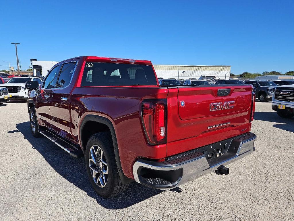 new 2025 GMC Sierra 1500 car, priced at $53,045