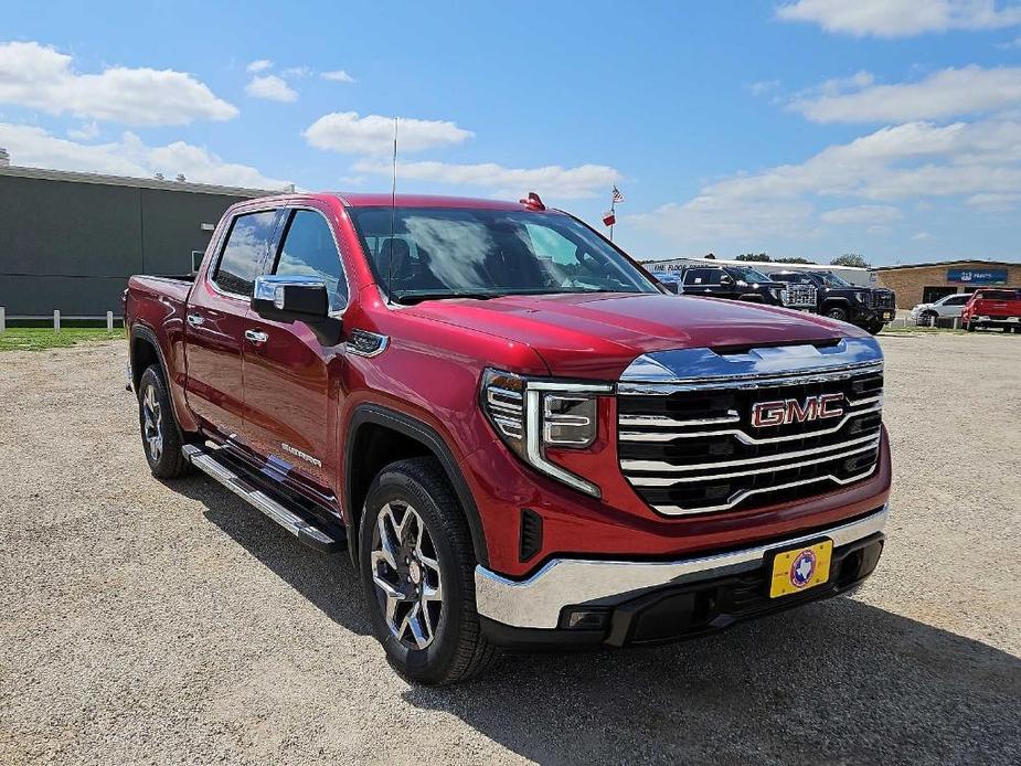 new 2024 GMC Sierra 1500 car, priced at $53,560