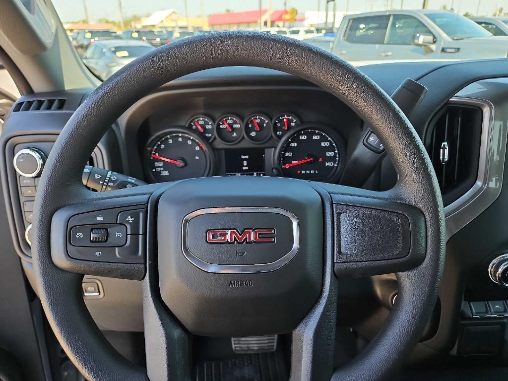 new 2025 GMC Sierra 1500 car, priced at $44,915