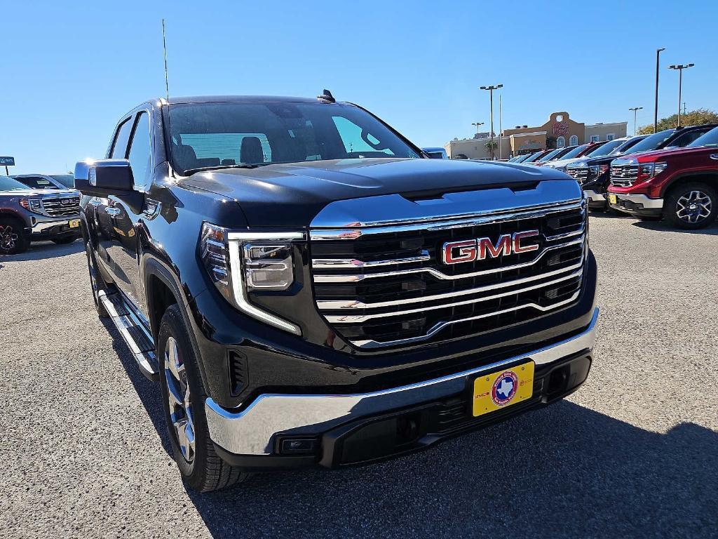 new 2025 GMC Sierra 1500 car, priced at $52,895