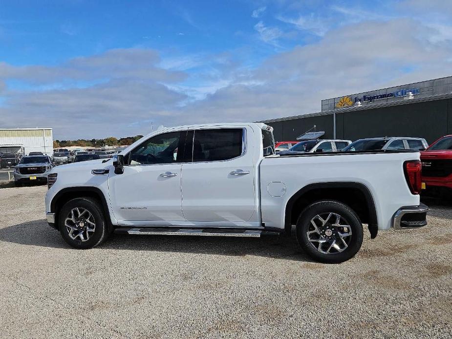 new 2025 GMC Sierra 1500 car, priced at $57,650