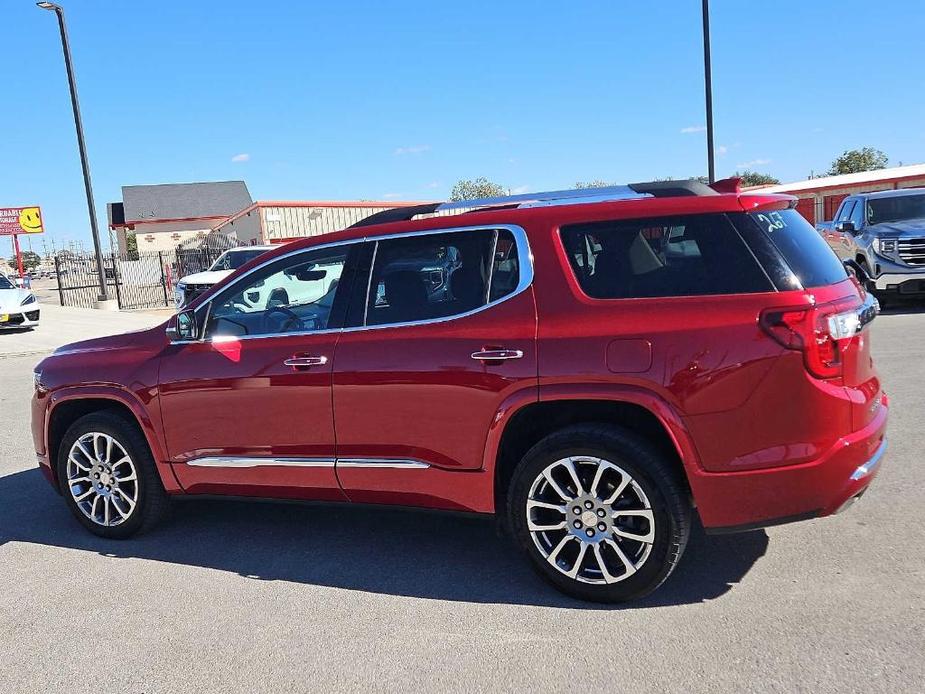 used 2023 GMC Acadia car, priced at $38,900