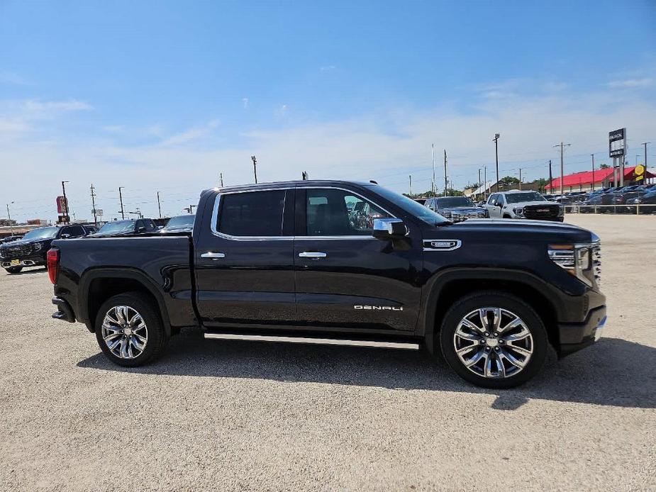 new 2024 GMC Sierra 1500 car, priced at $70,075