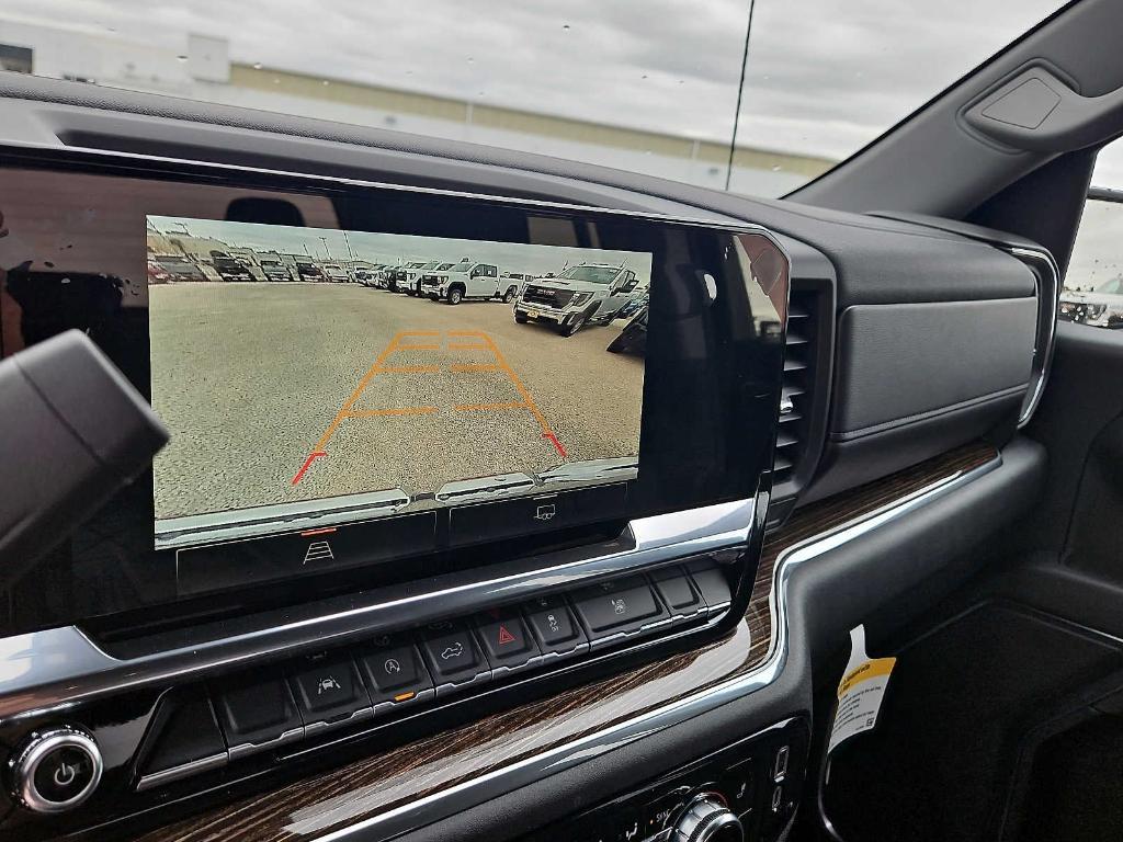 new 2025 GMC Sierra 1500 car, priced at $49,685