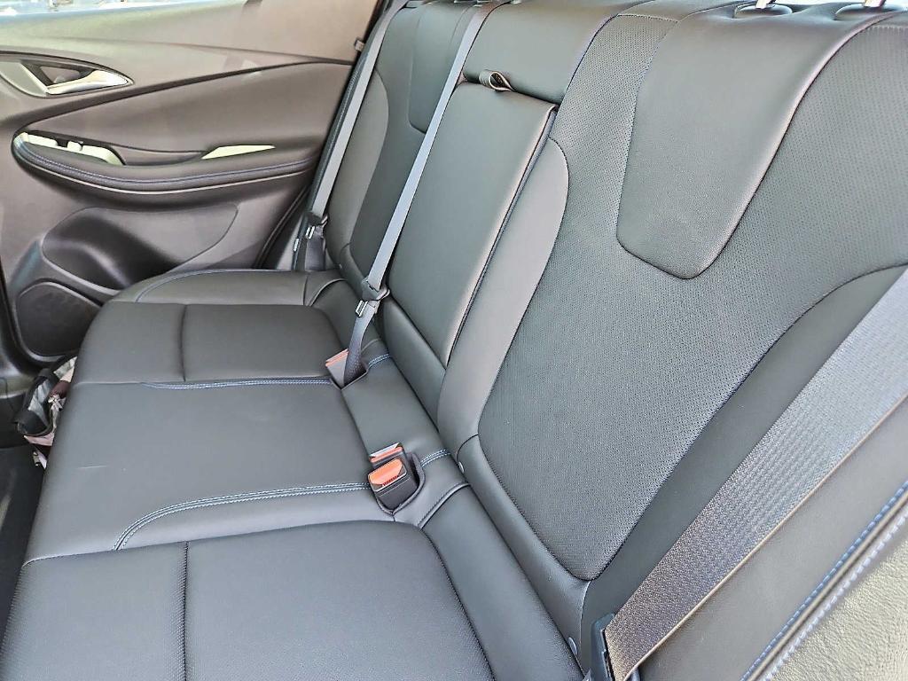 new 2025 Buick Encore GX car, priced at $32,414