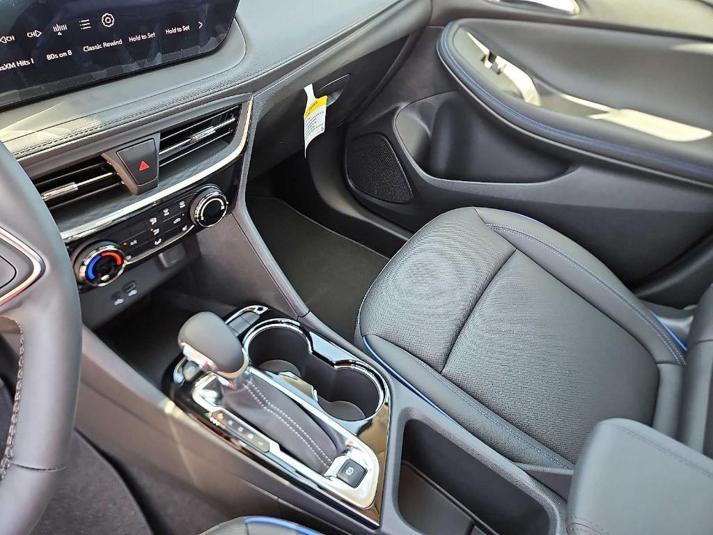 new 2025 Buick Encore GX car, priced at $29,999