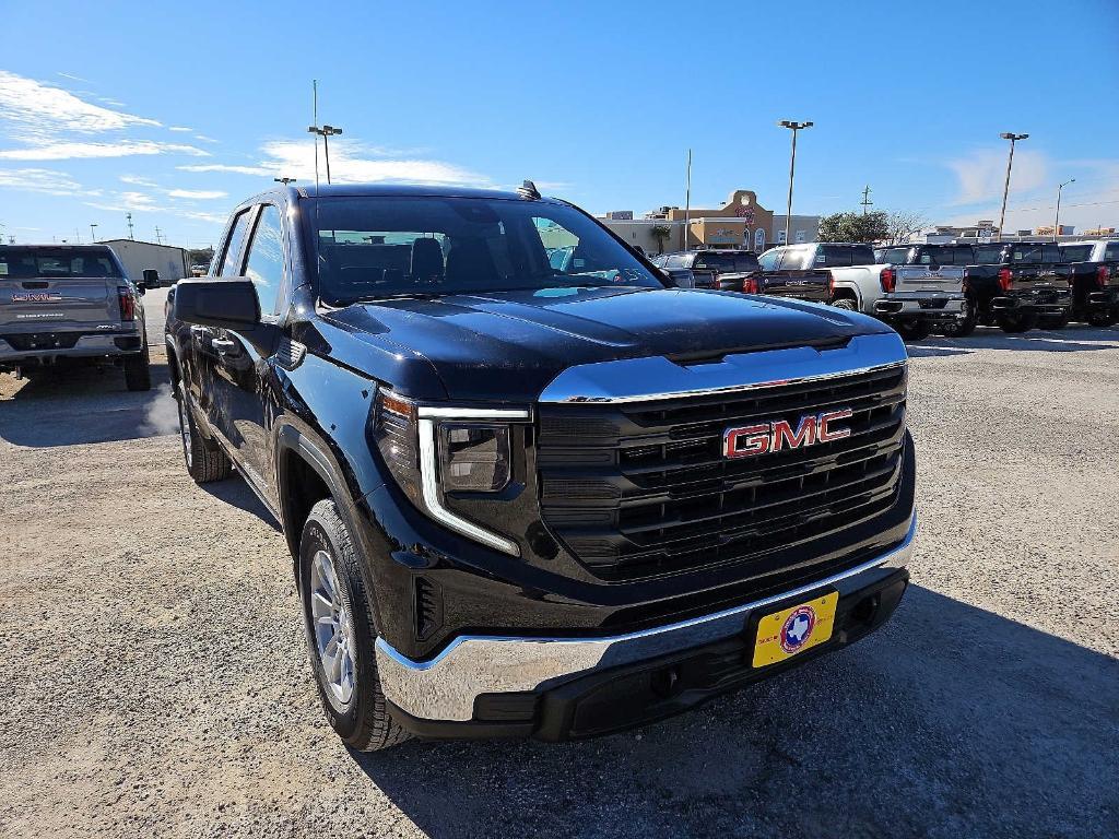 new 2025 GMC Sierra 1500 car, priced at $40,315