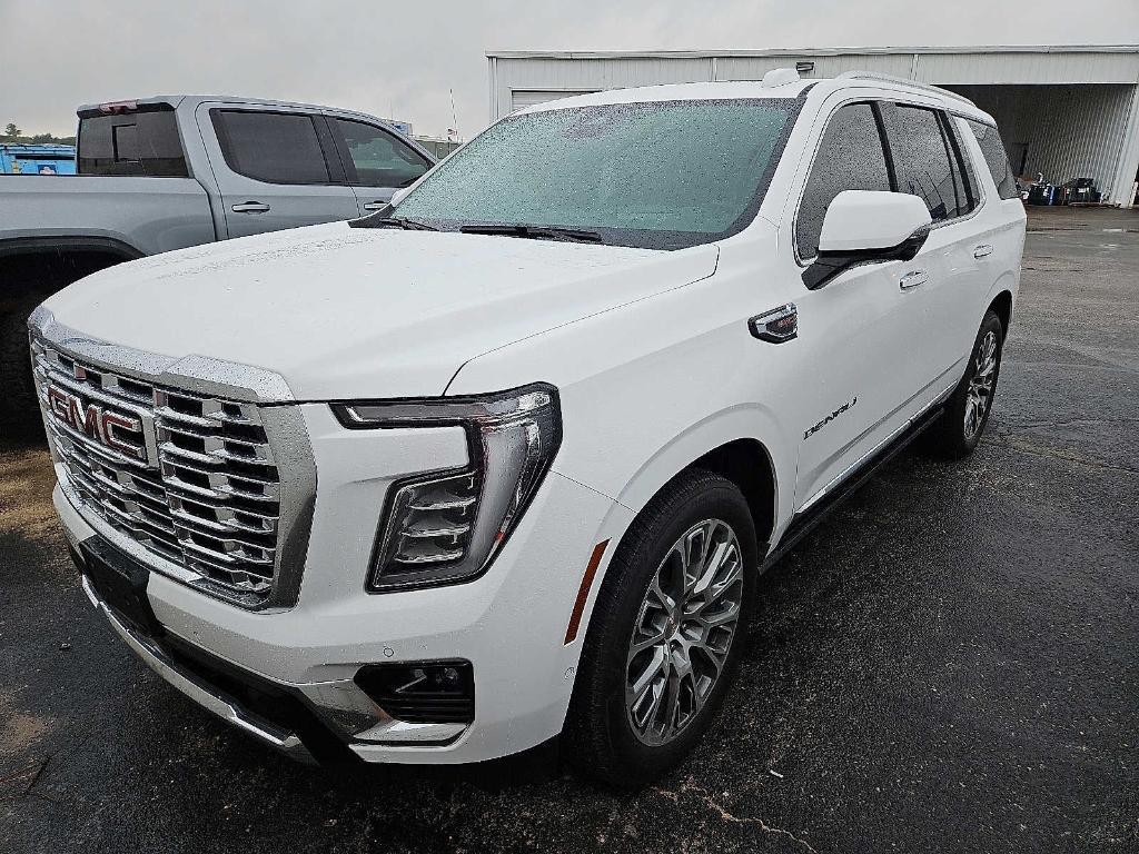used 2025 GMC Yukon car, priced at $89,995