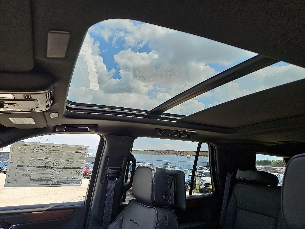 new 2025 GMC Yukon car, priced at $95,419