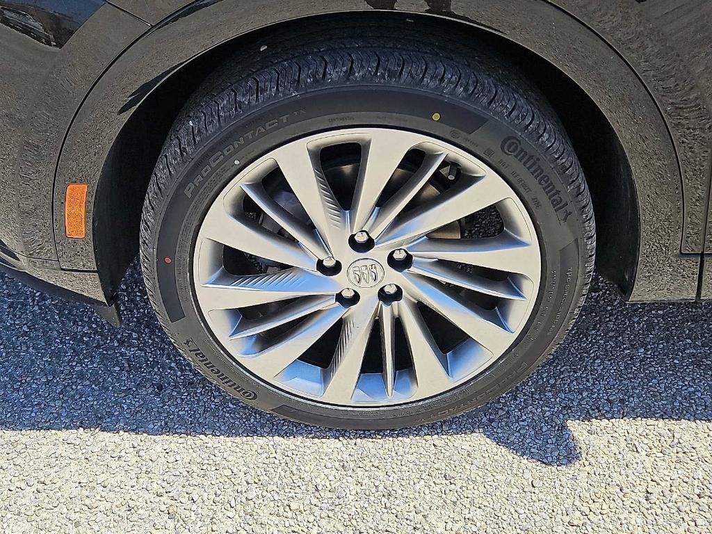 new 2025 Buick Envision car, priced at $46,670