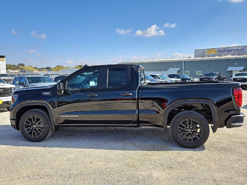 new 2025 GMC Sierra 1500 car, priced at $39,240