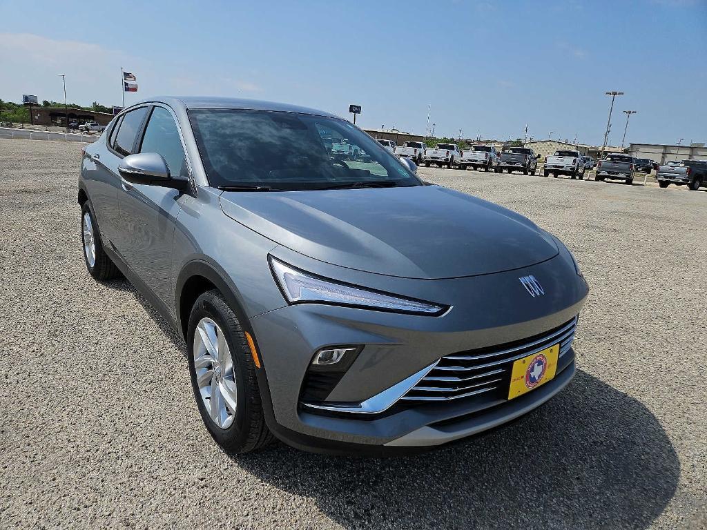 new 2025 Buick Envista car, priced at $25,590