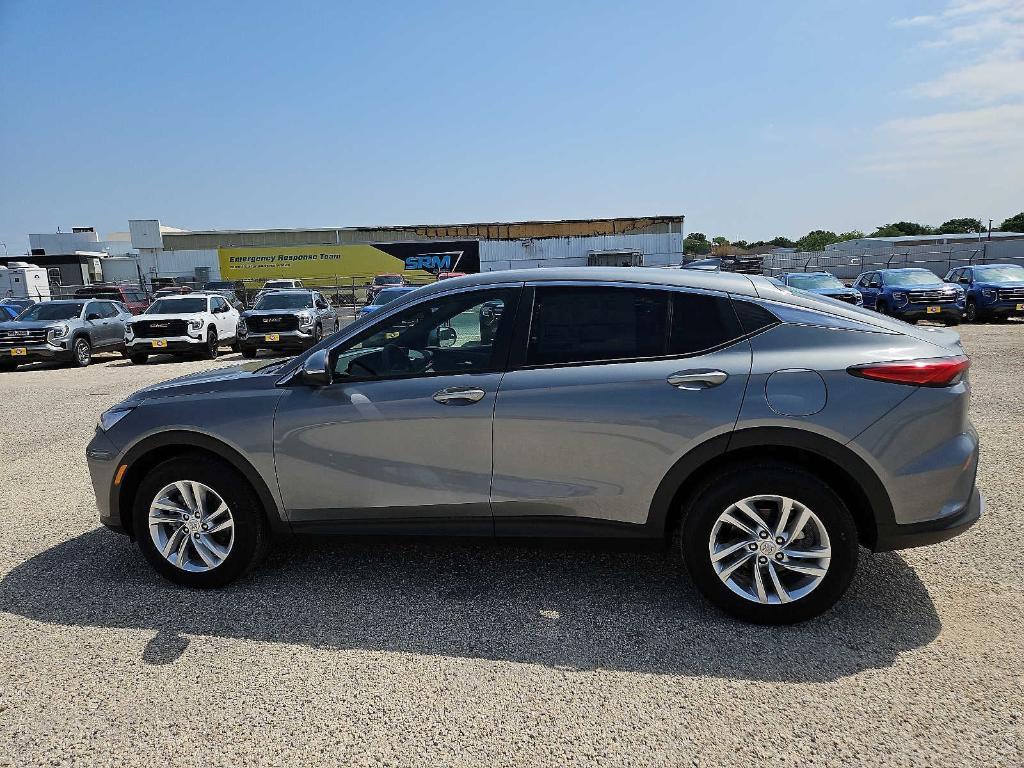 new 2025 Buick Envista car, priced at $25,590
