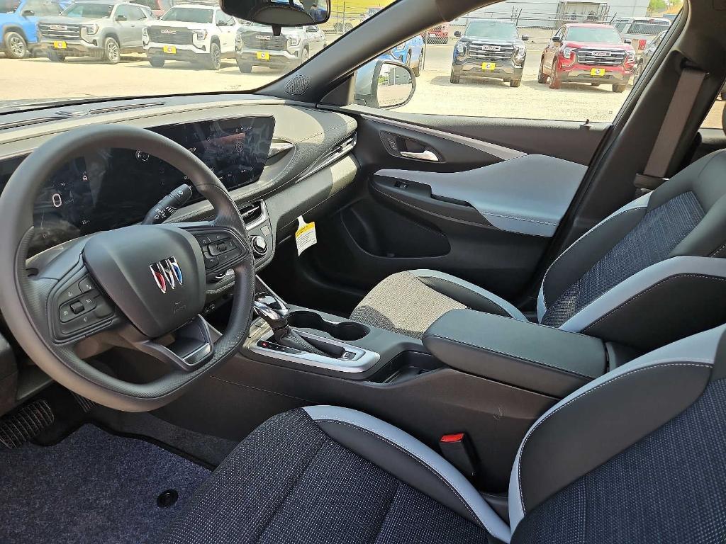new 2025 Buick Envista car, priced at $25,590