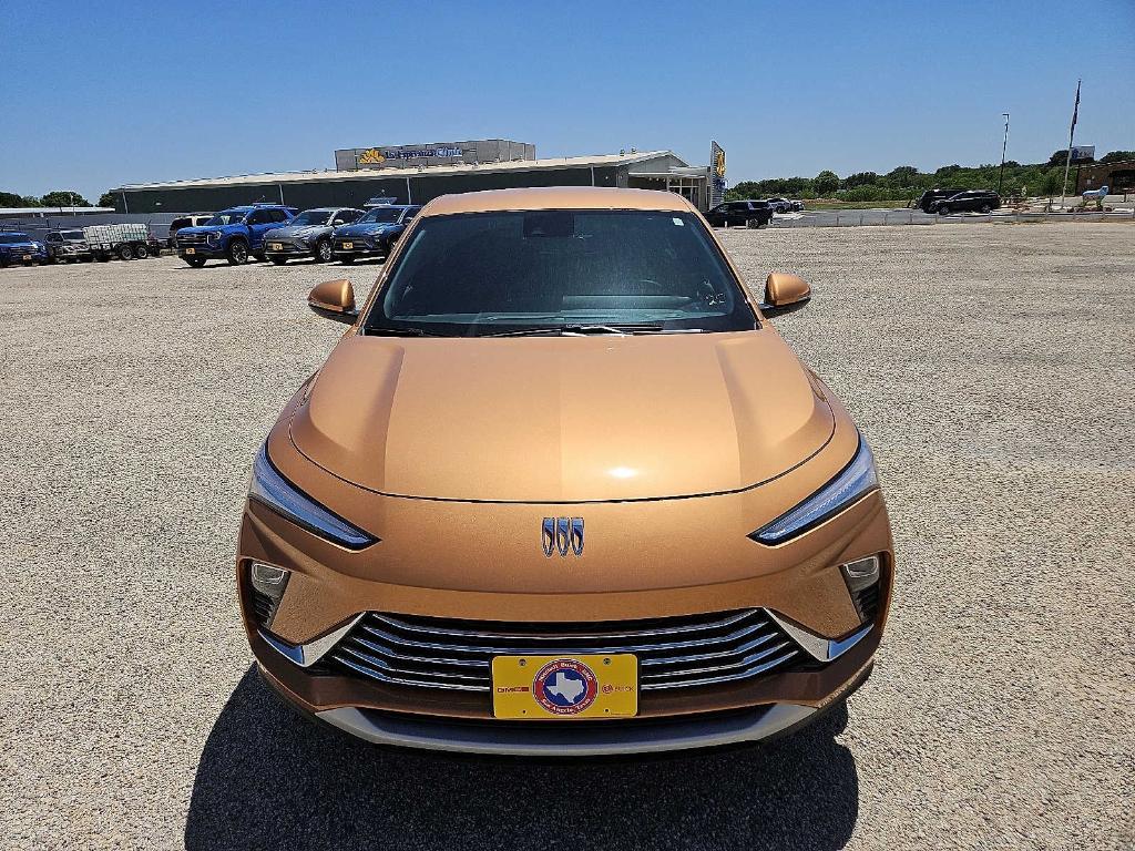 new 2025 Buick Envista car, priced at $25,249