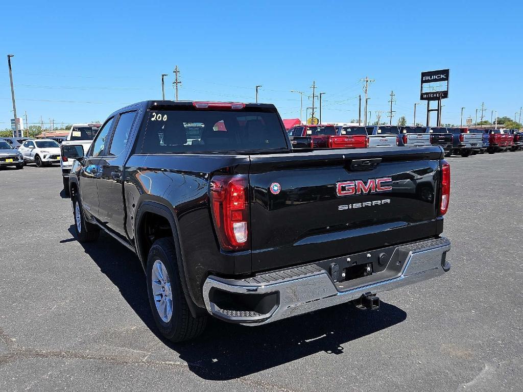 new 2025 GMC Sierra 1500 car, priced at $40,385