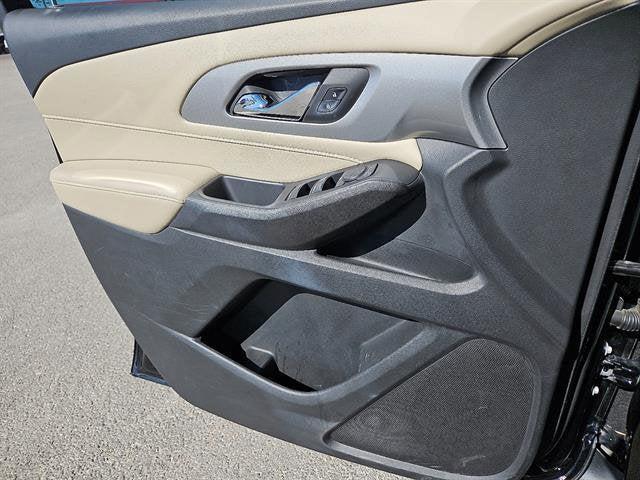 used 2022 Chevrolet Traverse car, priced at $25,675