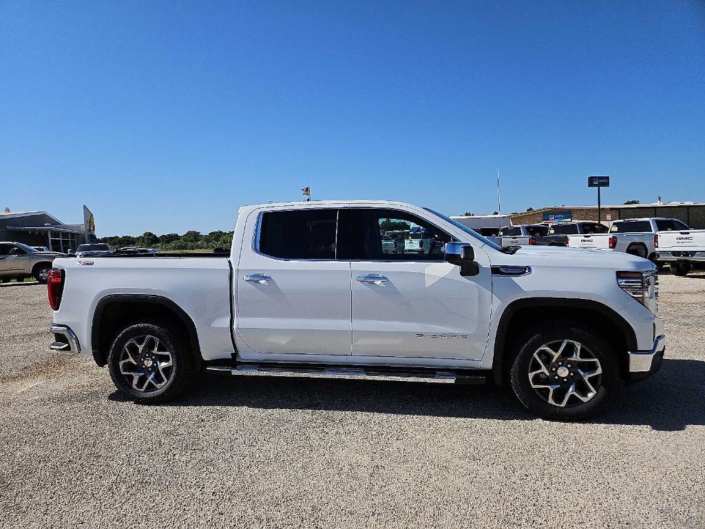 new 2025 GMC Sierra 1500 car, priced at $57,444