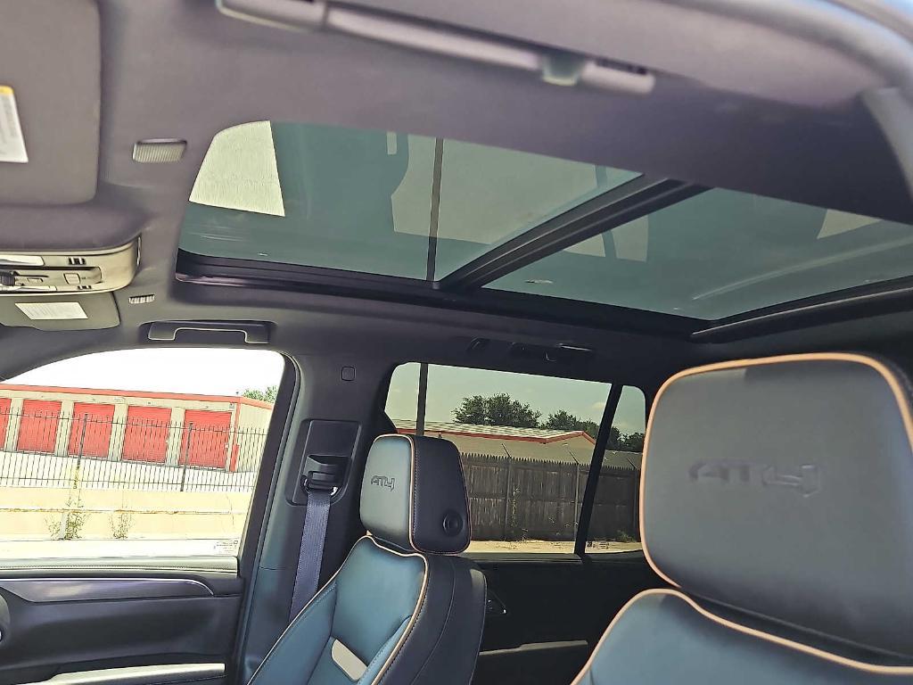 used 2024 GMC Yukon car, priced at $73,636