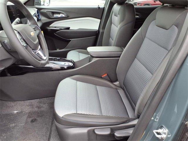 new 2025 Chevrolet Trax car, priced at $24,940