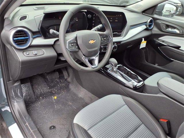 new 2025 Chevrolet Trax car, priced at $24,940