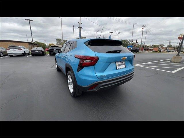 used 2025 Chevrolet Trax car, priced at $21,220