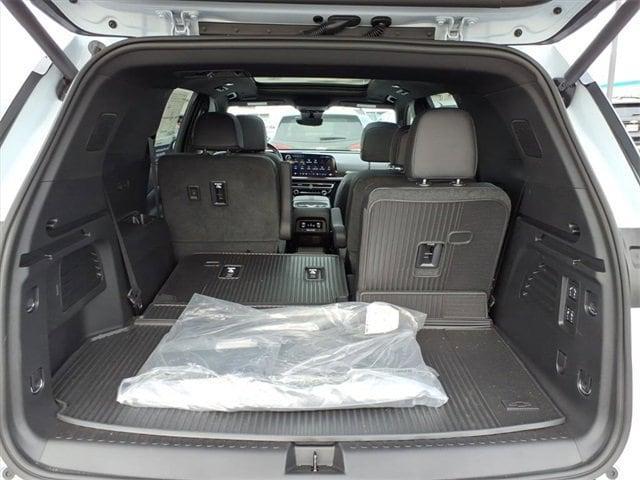 new 2026 Chevrolet Traverse car, priced at $59,312