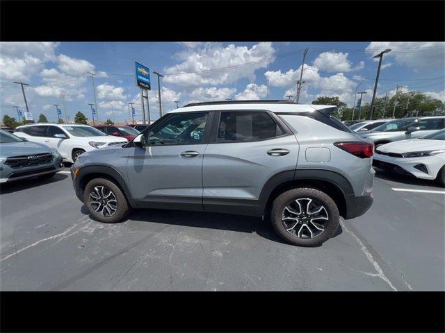 used 2024 Chevrolet TrailBlazer car, priced at $27,118