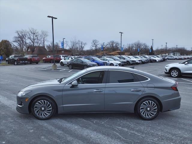 used 2023 Hyundai Sonata Hybrid car, priced at $23,861