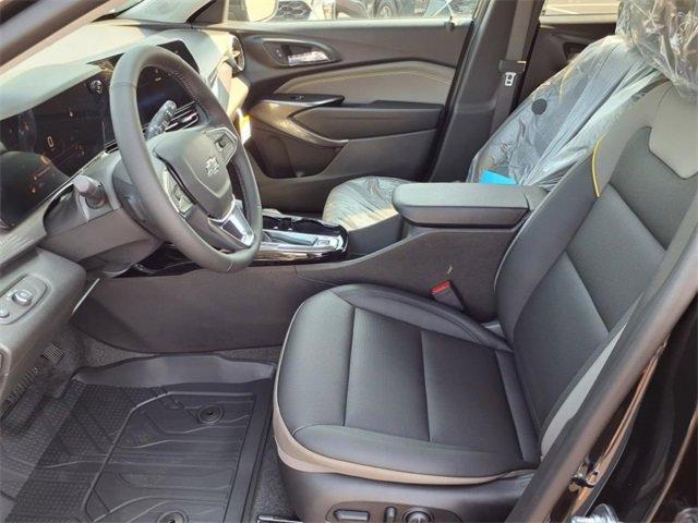 new 2025 Chevrolet Trax car, priced at $25,222