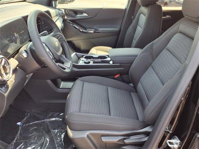 new 2026 Chevrolet Equinox car, priced at $31,370