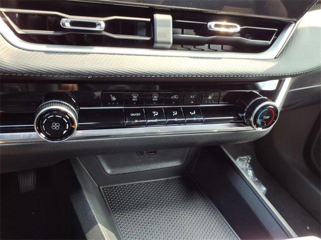 new 2026 Chevrolet Equinox car, priced at $28,632