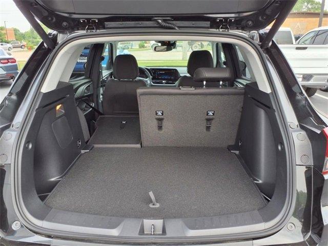 new 2025 Chevrolet TrailBlazer car, priced at $27,015