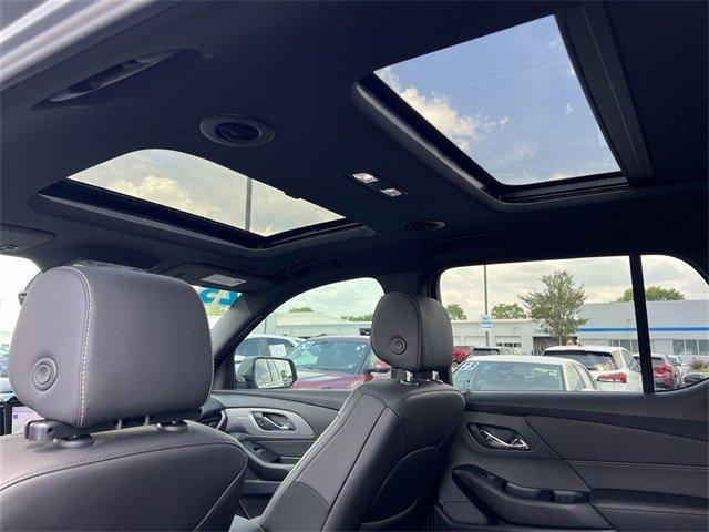 used 2023 Chevrolet Traverse car, priced at $31,999