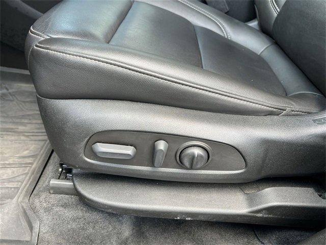 used 2023 Chevrolet Traverse car, priced at $31,999