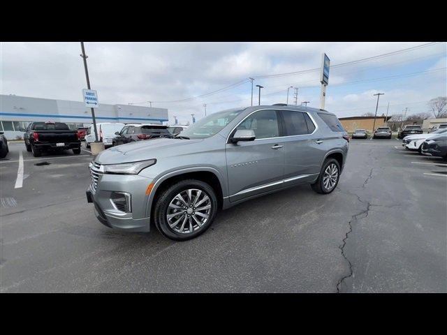 used 2023 Chevrolet Traverse car, priced at $38,927