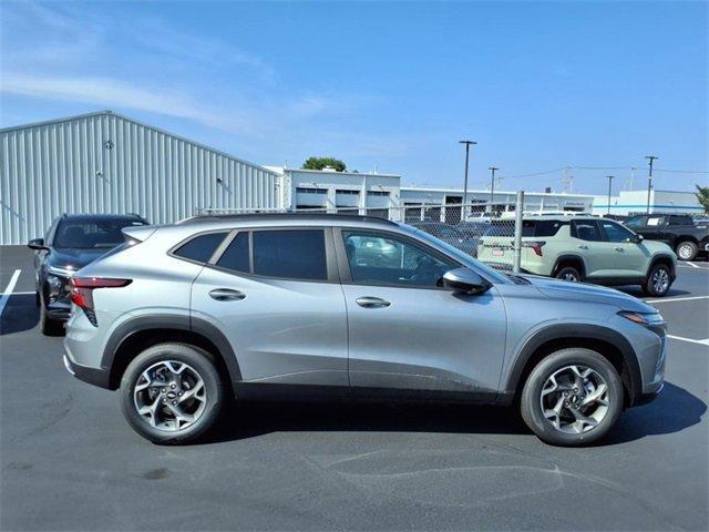 new 2025 Chevrolet Trax car, priced at $24,540