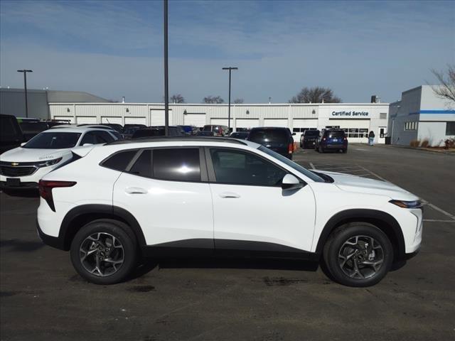 new 2025 Chevrolet Trax car, priced at $22,785