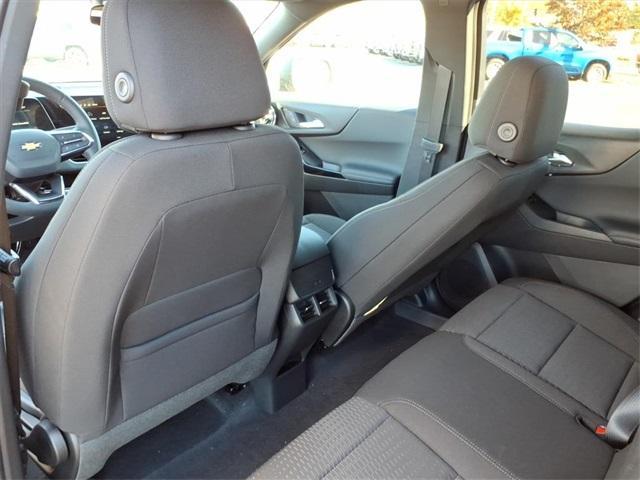 new 2026 Chevrolet Equinox car, priced at $31,221